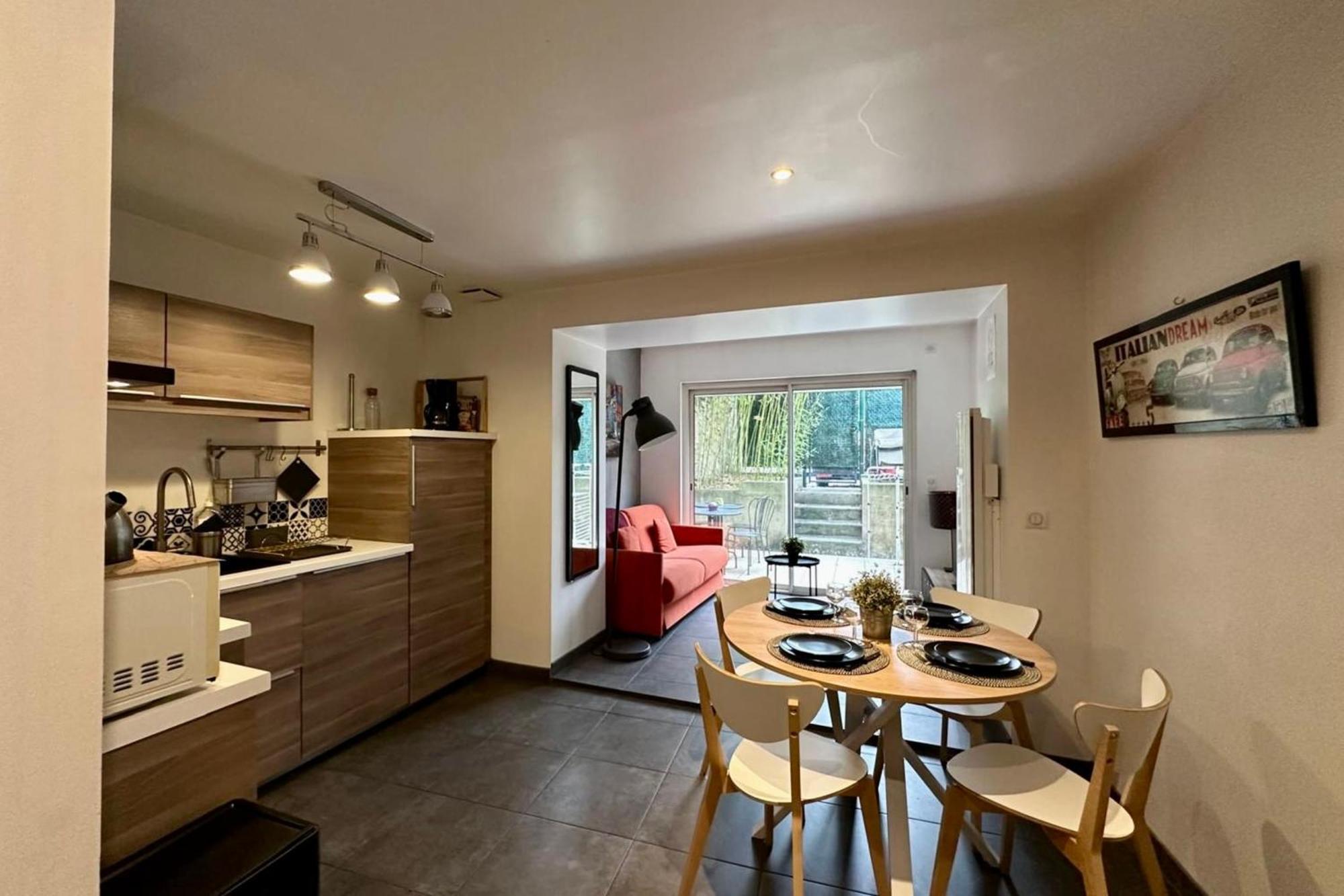 Le Jardinet - With Office In The City Center! 카스텔나우르레즈 외부 사진